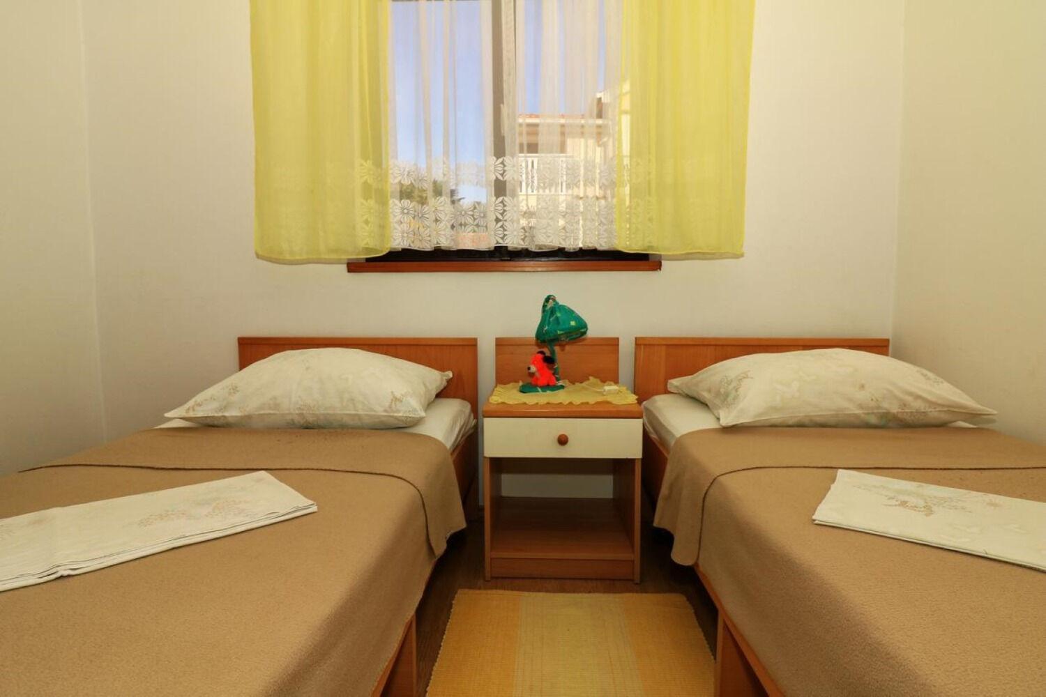 Apartments Slavica - Free Parking Йезера Екстериор снимка