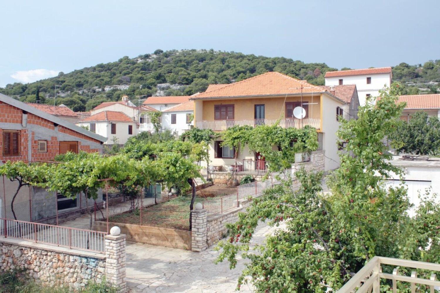 Apartments Slavica - Free Parking Йезера Екстериор снимка